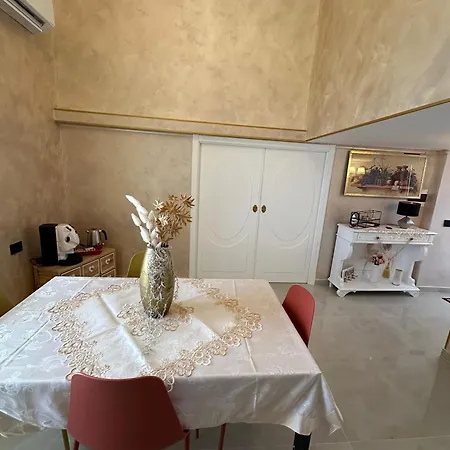 Casa Dolce Casa Luxury ベッド・アンド・ブレックファスト 4*